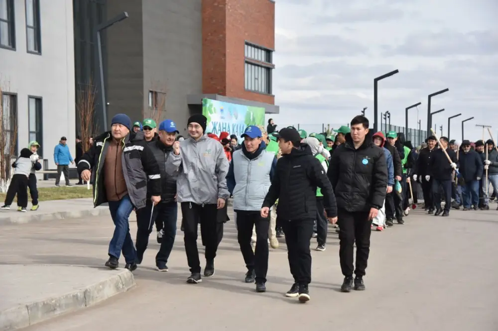 Тысяча горожан поддержала акцию «Таза Қазақстан» на масштабном экоплоггинге в Косшы (2)