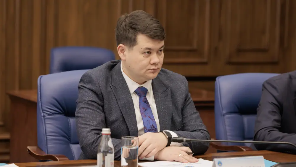 Ежегодное заседание Комиссии по мониторингу за расходованием средств из Нацфонда прошло в ВАП РК (5)