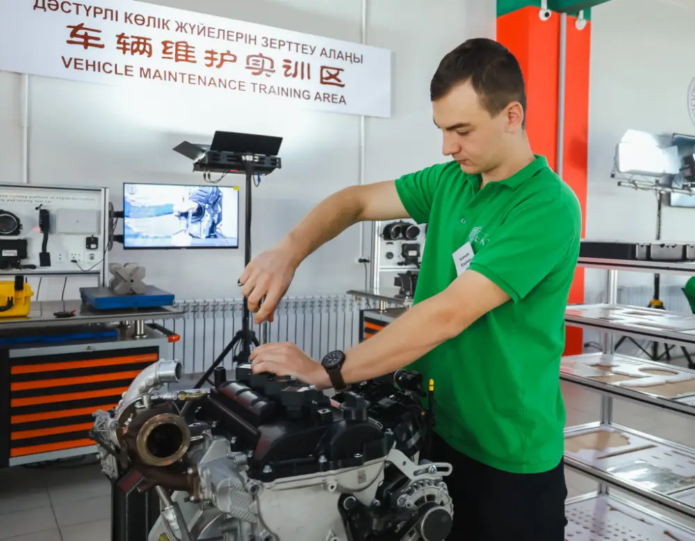 ВКТУ получил наивысшую оценку рейтинга QS Stars (4)