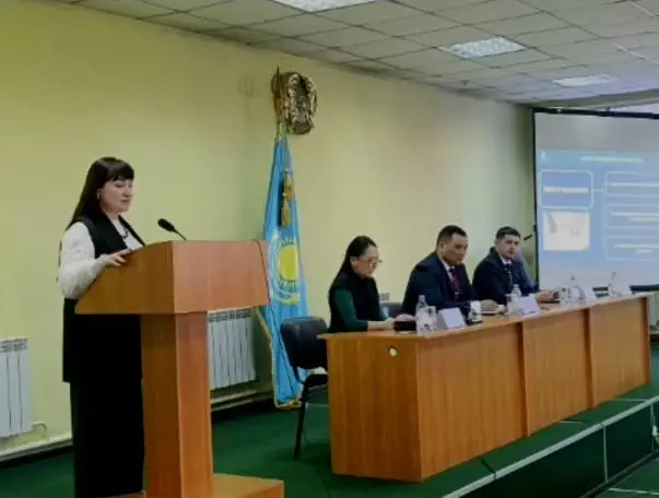 В районах ВКО прошли семинары для госслужащих (2)