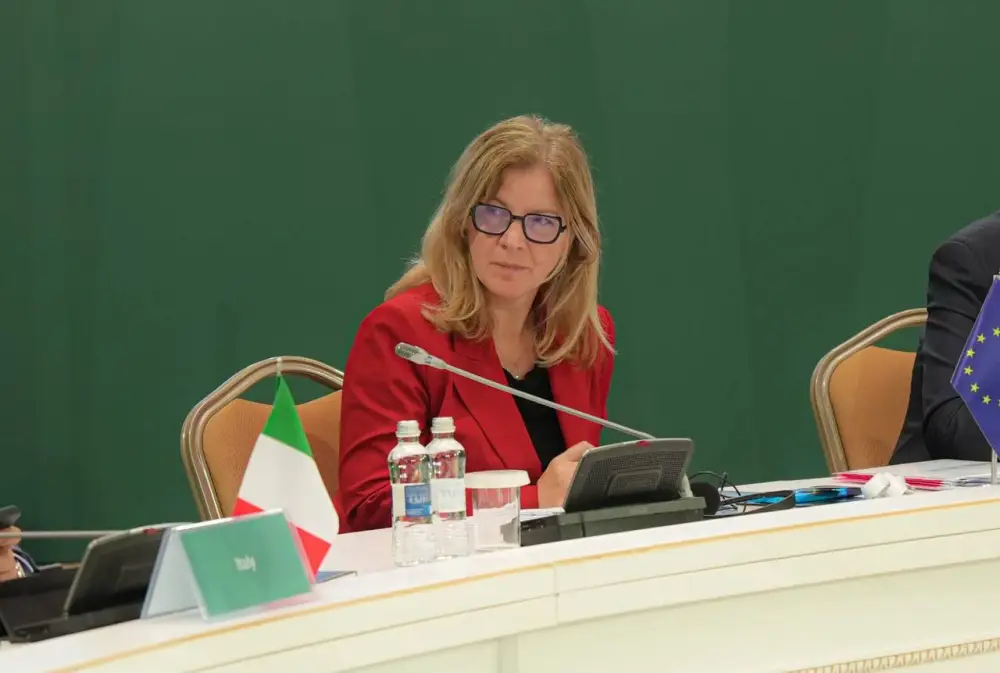 Министр водных ресурсов и ирригации принял участие в конференции по сотрудничеству в сфере окружающей среды и водных ресурсов «ЕС – Центральная Азия» (6)