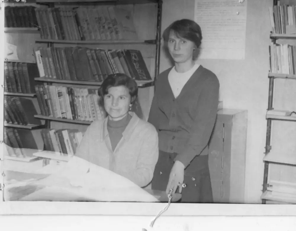 В Костанайской области династия библиотекарей продолжает традицию любви к книгам (3)