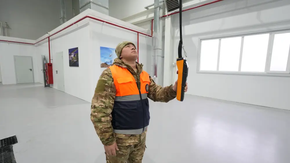 МЧС Казахстана масштабирует авиационные отряды (7)