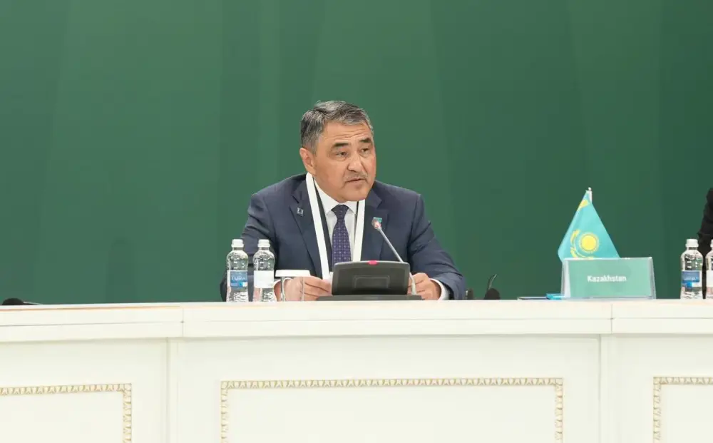 Министр водных ресурсов и ирригации принял участие в конференции по сотрудничеству в сфере окружающей среды и водных ресурсов «ЕС – Центральная Азия» (2)