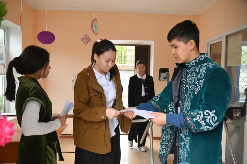 В ШЫМКЕНТЕ ПРОШЛО ПОЗНАВАТЕЛЬНОЕ ЭКОЛОГИЧЕСКОЕ МЕРОПРИЯТИЕ (6)