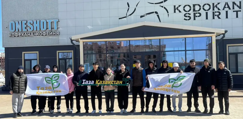 Экологическую акцию провел крупный спорткомплекс столицы (4)