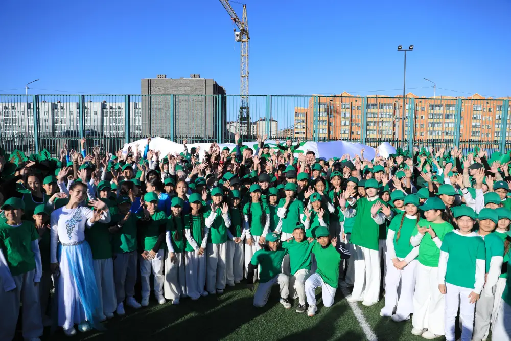 Областной экофестиваль «Таза Қазақстан – Таза Болашақ» в Актобе объединил 1500 участников (3)
