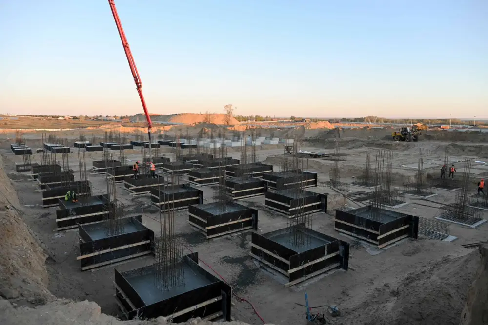 В городе Семей начато строительство первых объектов нового административно-делового центра (2)