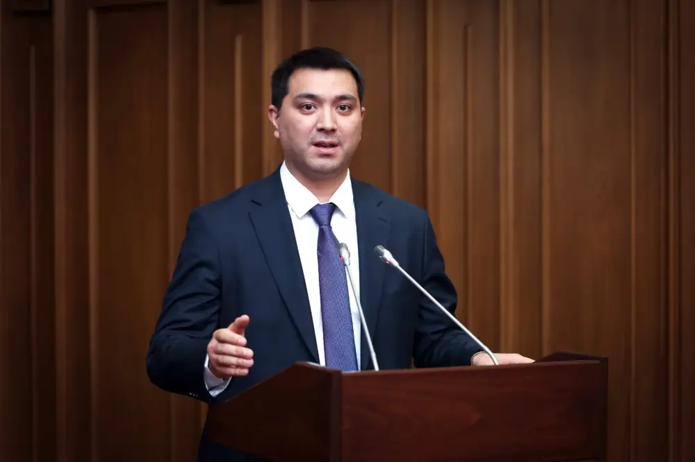 В Министерстве просвещения состоялось обсуждение проекта новой Конституции (8)