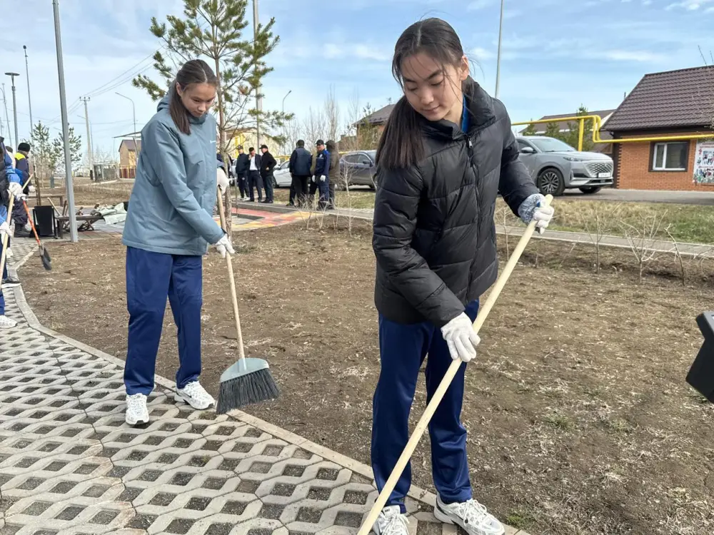 Именитые столичные спортсменки приняли участие в акции «Таза Қазақстан» (4)
