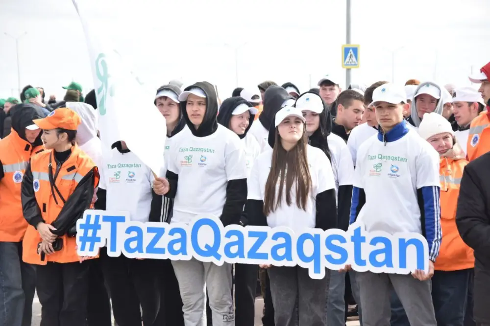 Тысяча горожан поддержала акцию «Таза Қазақстан» на масштабном экоплоггинге в Косшы (5)