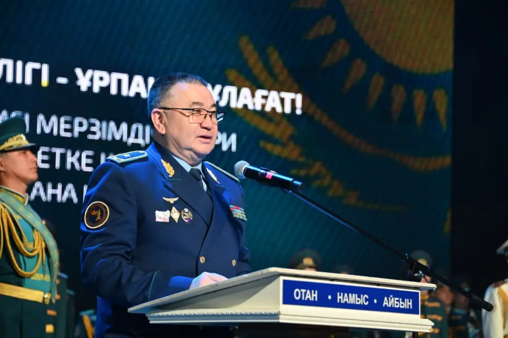 Свыше тысячи казахстанцев получили государственный грант на обучение в вузе по программе «Срочники 2.0» (6)