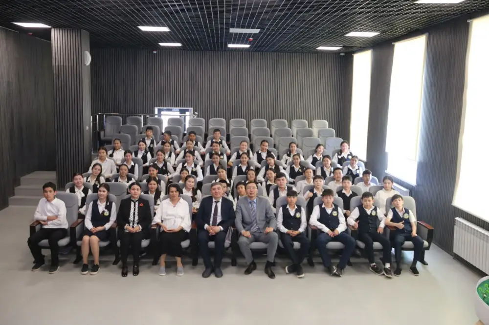 Национальный день книги: в школах регионов проходят мероприятия нового формата в рамках программы «Адал азамат» (3)