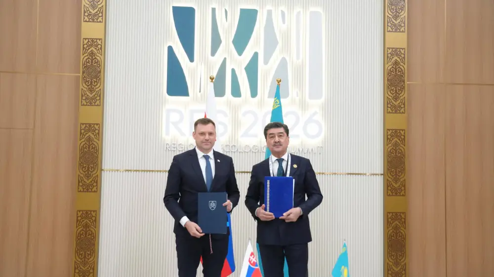 Встреча Министра экологии и природных ресурсов РК Е.Нысанбаева с Заместителем Премьер-министра – Министром окружающей среды Словацкой Республики Томашем Тарабой (4)