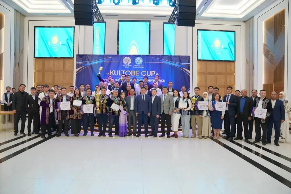 В ТУРКЕСТАНЕ ПРОШЕЛ РЕСПУБЛИКАНСКИЙ ИНТЕЛЛЕКТУАЛЬНЫЙ КОНКУРС «КҮЛТӨБЕ CUP» (4)