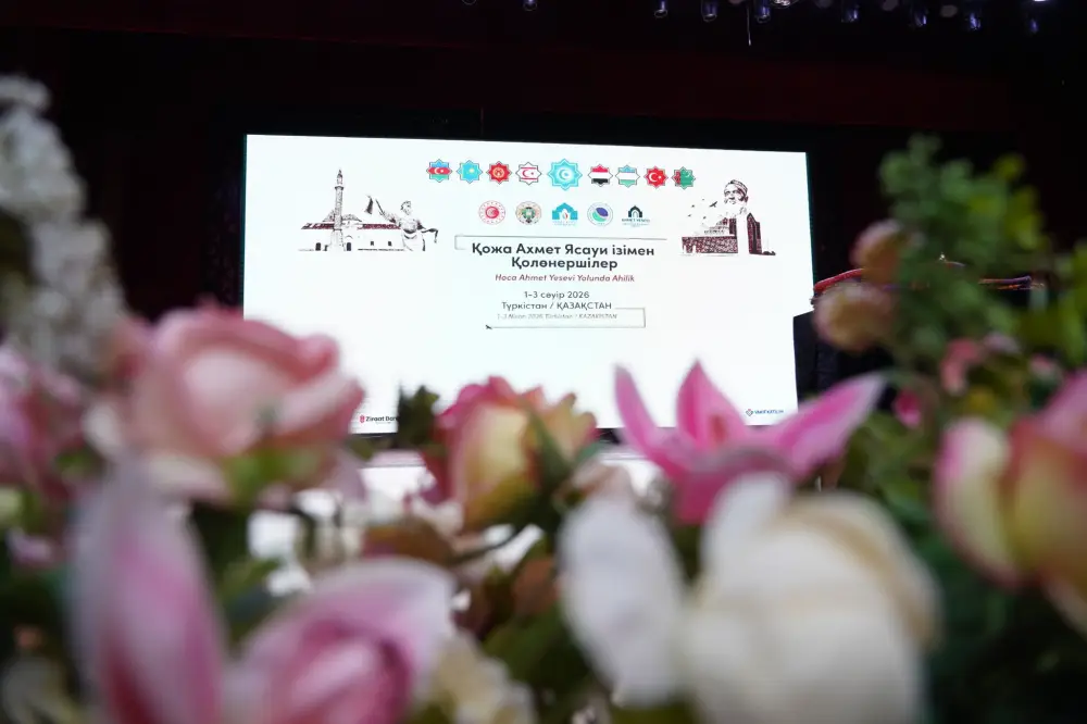 В ТУРКЕСТАНЕ ПРОХОДИТ МЕЖДУНАРОДНЫЙ КУЛЬТУРНО-НАУЧНЫЙ СИМПОЗИУМ «РЕМЕСЛЕННИКИ ПО СТОПАМ ХОДЖА АХМЕДА ЯСАВИ» (8)
