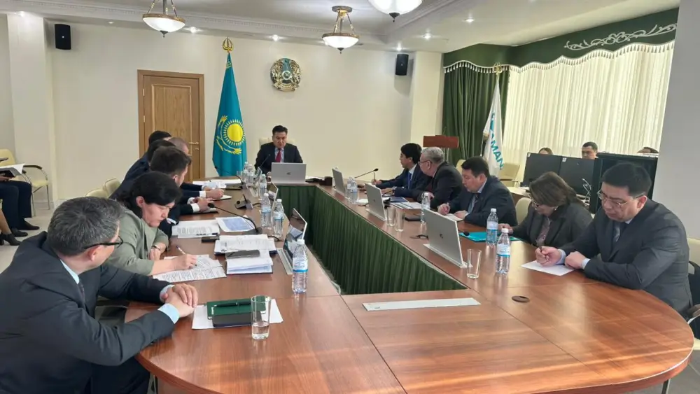 В Министерстве труда обсудили подготовку к KIOSH-2026 (2)