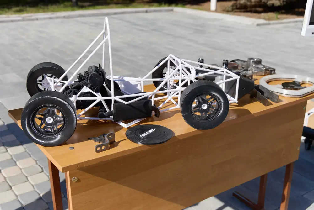 Студенты Baitursynuly University разработали гоночный болид (2)