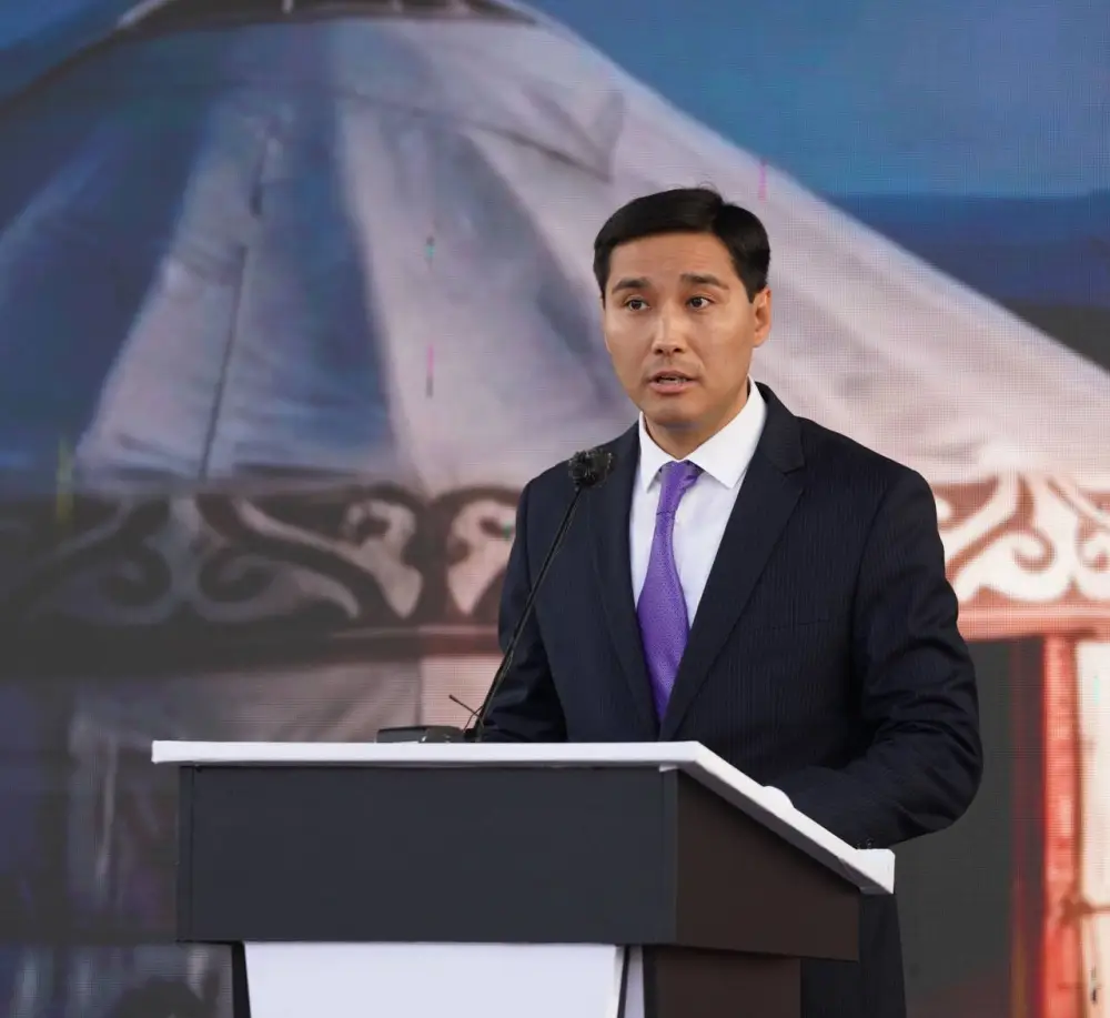 НУРАЛХАН КУШЕРОВ ПРИНЯЛ УЧАСТИЕ В ПРАЗДНОВАНИИ 30-ЛЕТИЯ КОМПАНИИ «ИНКАЙ» (8)