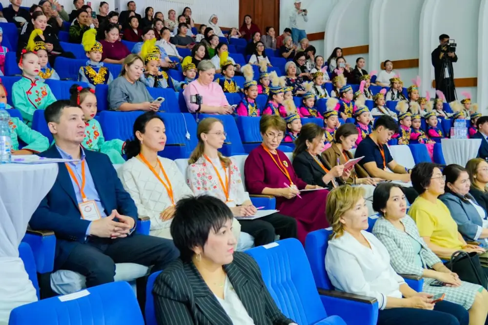 «Шаттық-2026»: в Астане проходит конкурс в поддержку талантливой молодежи (6)