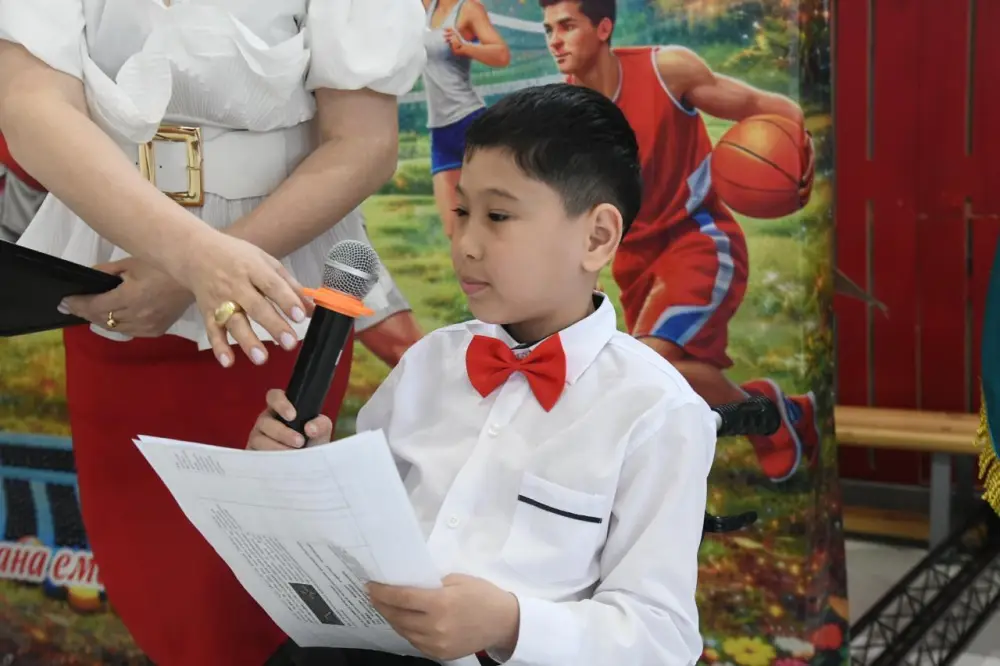 «Таза Қазақстан»: спортивный праздник для особенных детей провели в столичной школе (6)