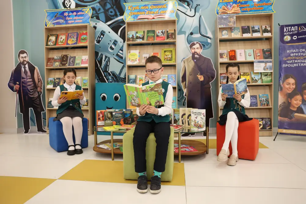 В Костанае наградили победителей проекта «Читающая нация» (8)