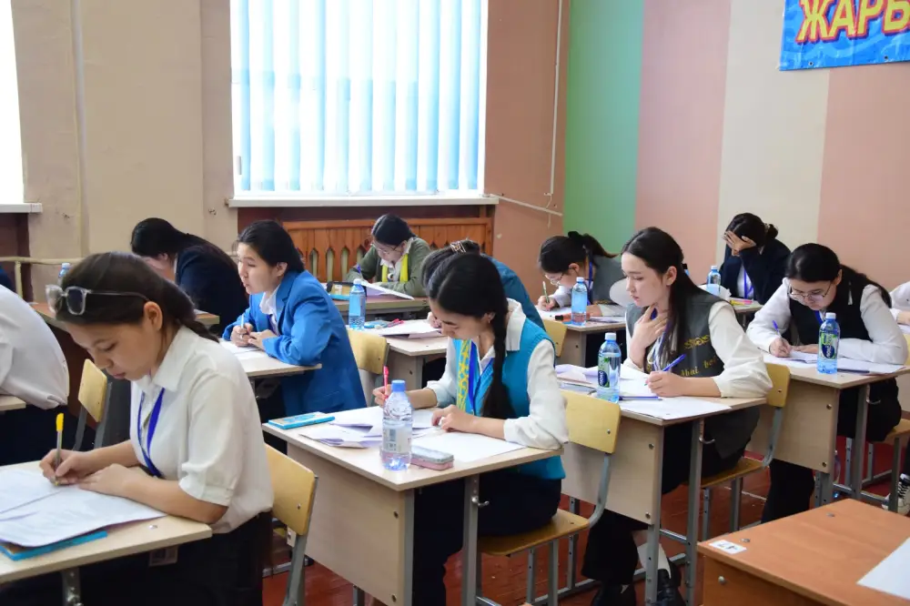 В Таразе стартовал заключительный этап республиканской олимпиады по общественно гуманитарным предметам (4)