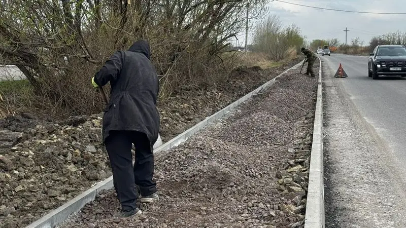 В Караганде строят велодорожку к дачным массивам (6)