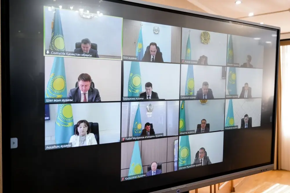 На заседании акимата рассмотрели ключевые вопросы социально-экономического развития региона за первый квартал 2026 года и состояние дорожной отрасли (8)