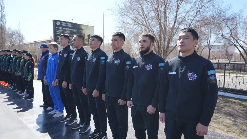 Чингис Аринов оценил новую тренировочную башню и развитие ведомственного спорта в Павлодаре (4)