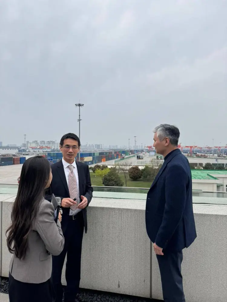 Аким области Ұлытау провёл встречу с губернатором провинции Шэньси (2)