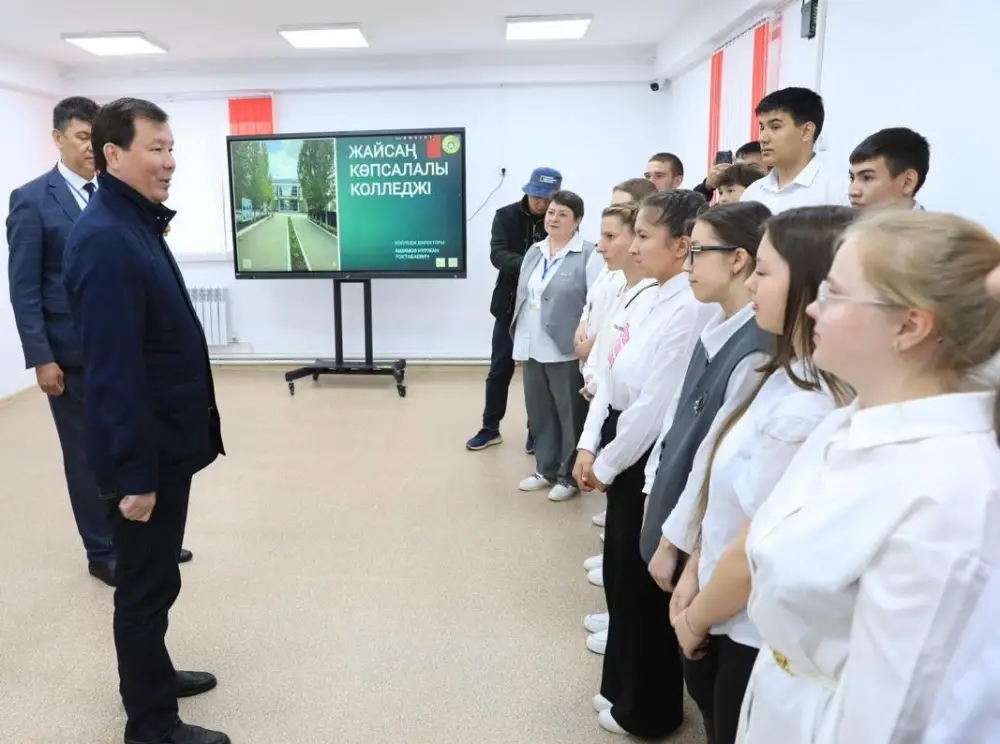 Материально-техническая база образовательных организаций в Жайсане обновлена (7)