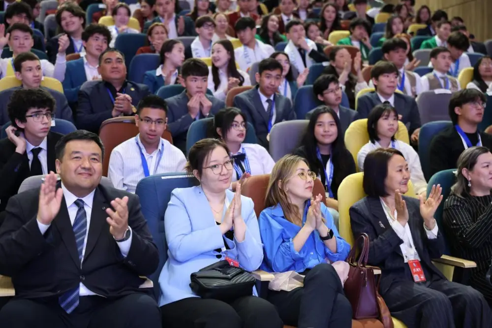 77 школьников стали призерами международного конкурса научных проектов имени У. Жолдасбекова (2)