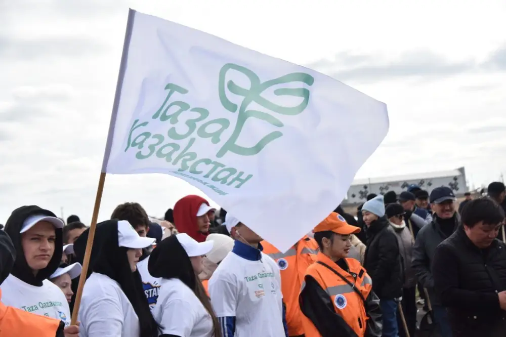 Тысяча горожан поддержала акцию «Таза Қазақстан» на масштабном экоплоггинге в Косшы (4)