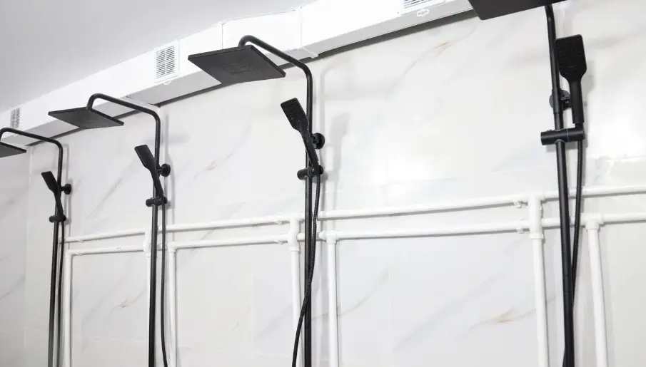 Новая глава в жизни «Востока»: стадион готовят к Премьер-лиге (4)