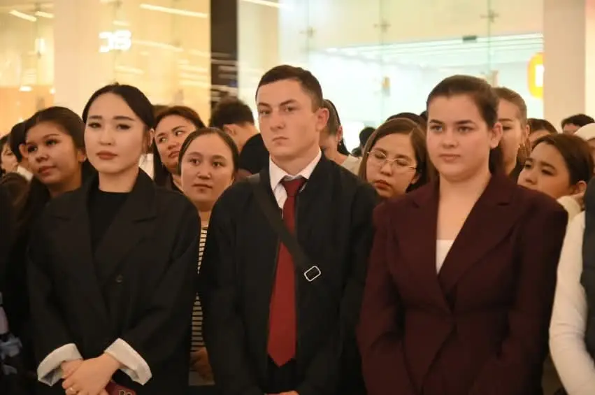 СТУДЕНТОВ ШЫМКЕНТА ОБУЧАЮТ ЗАЩИТЕ ОТ КИБЕРПРЕСТУПНИКОВ (2)