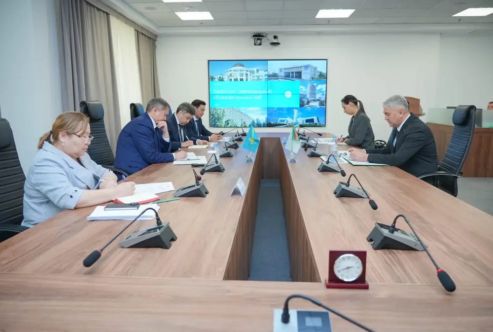 Казахстан и Туркменистан укрепляют сотрудничество в сфере науки и образования (6)