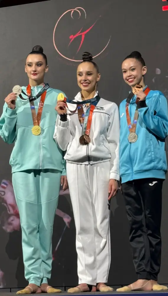 Столичные спортсменки завоевали 5 медалей на международном турнире (3)