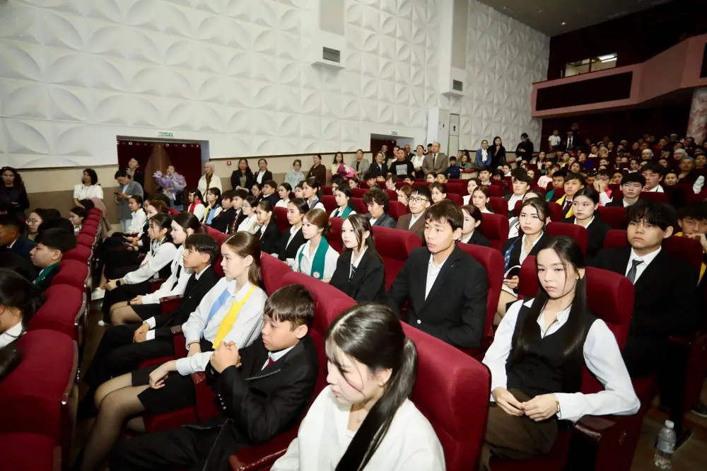 В Мангистау наградили победителей олимпиады «DARYN JOLY» (9)