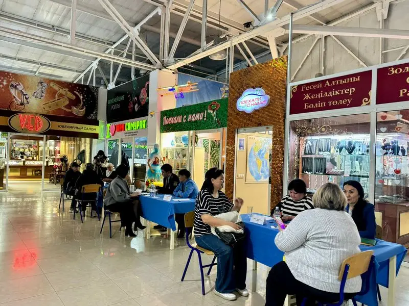 Спросить и разобраться: в Темиртау прошла акция «Народный юрист» (2)