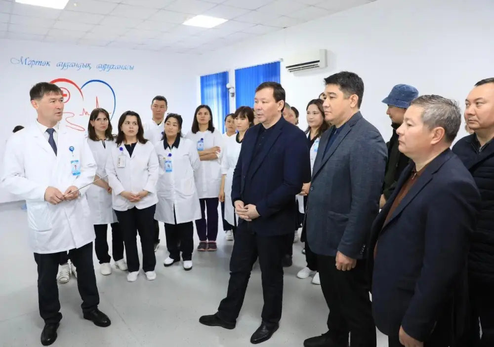 В Мартукской районной больнице сегодня выполняются сложные лапароскопические операции (6)