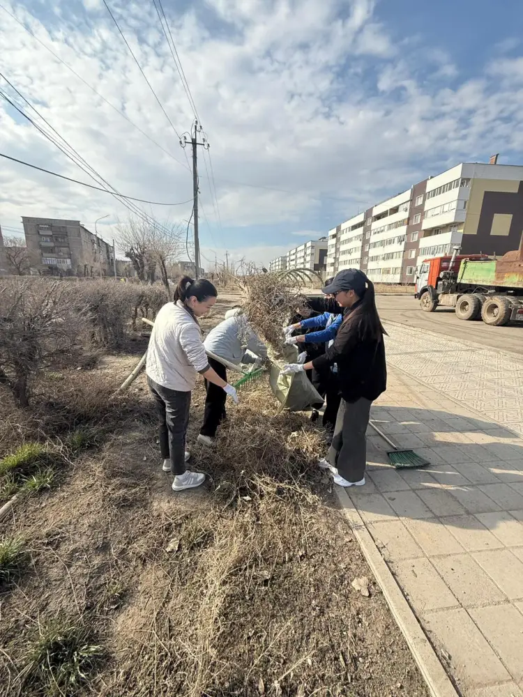 «Таза өлке – таза жер»: в области Ұлытау прошла масштабная экологическая акция (2)