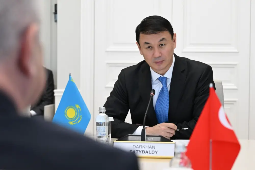 Аким Алматы Дархан Сатыбалды провел встречу с Послом Турции (2)