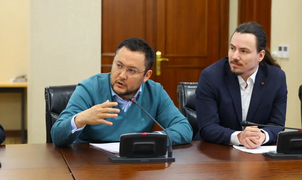 Искусственный интеллект ускорит открытие месторождений: в Астане обсудили цифровую трансформацию геологической отрасли (2)