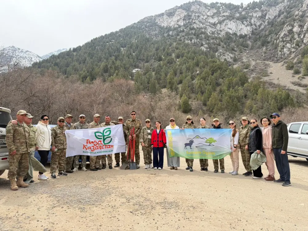Акция чистоты «Мөлдір бұлақ» (5)