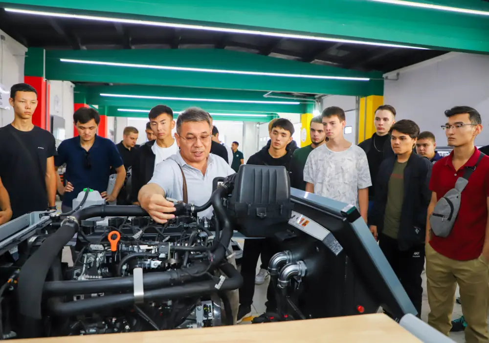 ВКТУ получил наивысшую оценку рейтинга QS Stars (6)