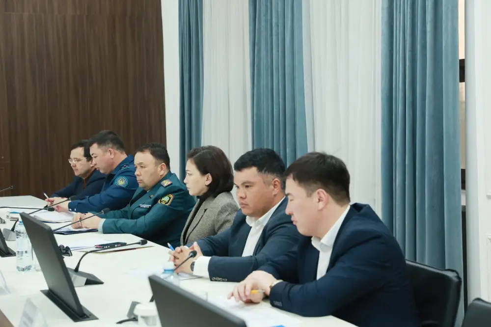 Ербол Карашукеев поручил усилить подготовку к паводковому периоду (4)