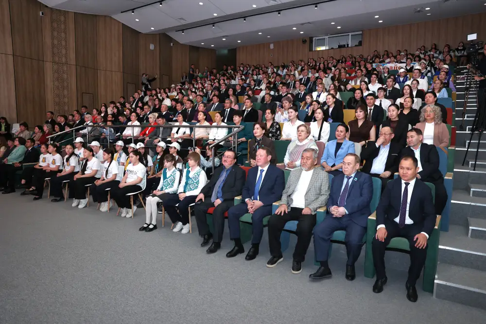 В Костанае наградили победителей проекта «Читающая нация» (7)