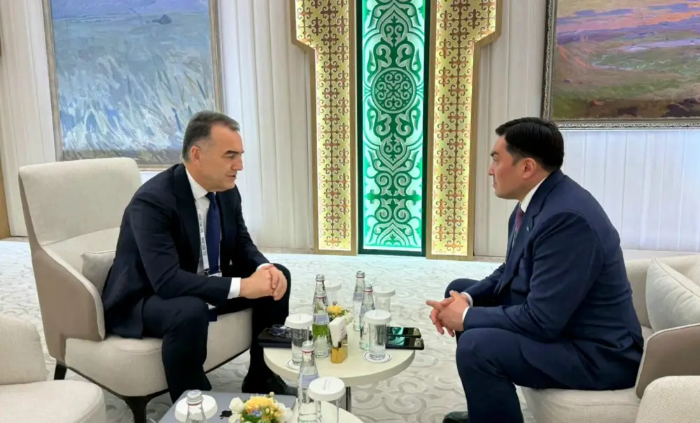 Рогунская ГЭС и региональная стабильность: Главы Минэнерго Казахстана и Таджикистана провели переговоры на полях саммита RES-2026 (2)