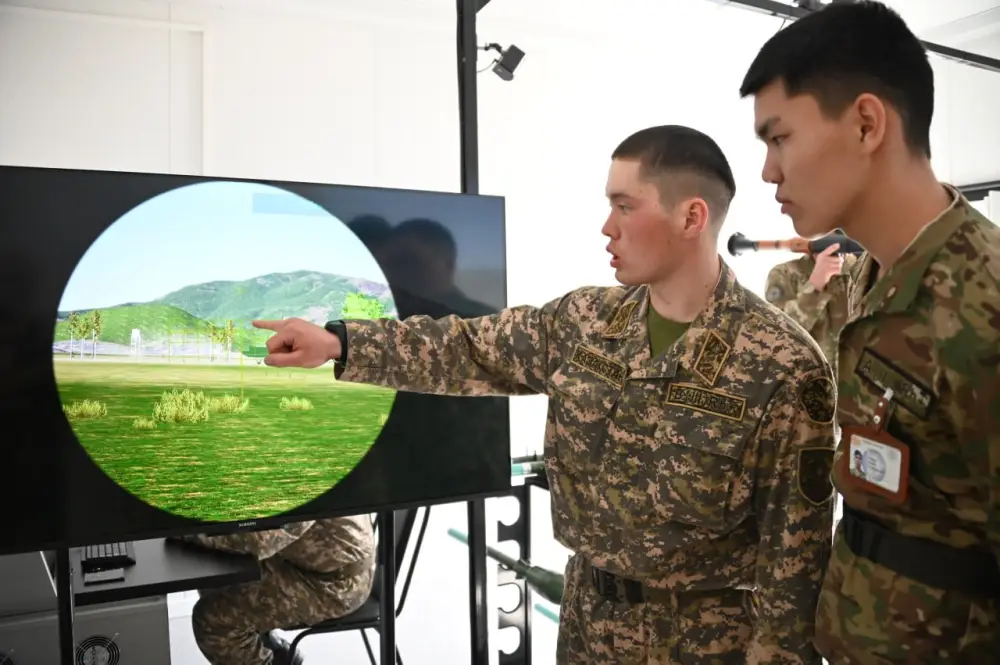 Курсанты военной кафедры на практике осваивают основы военно-учетной специальности (7)